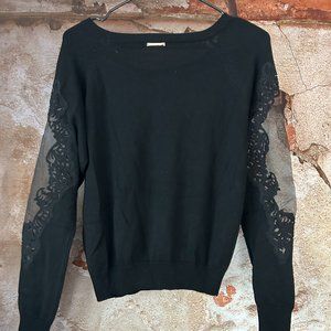 Patrizia Pepe black sweater with lace cut-out sleeves. Black, size 0.